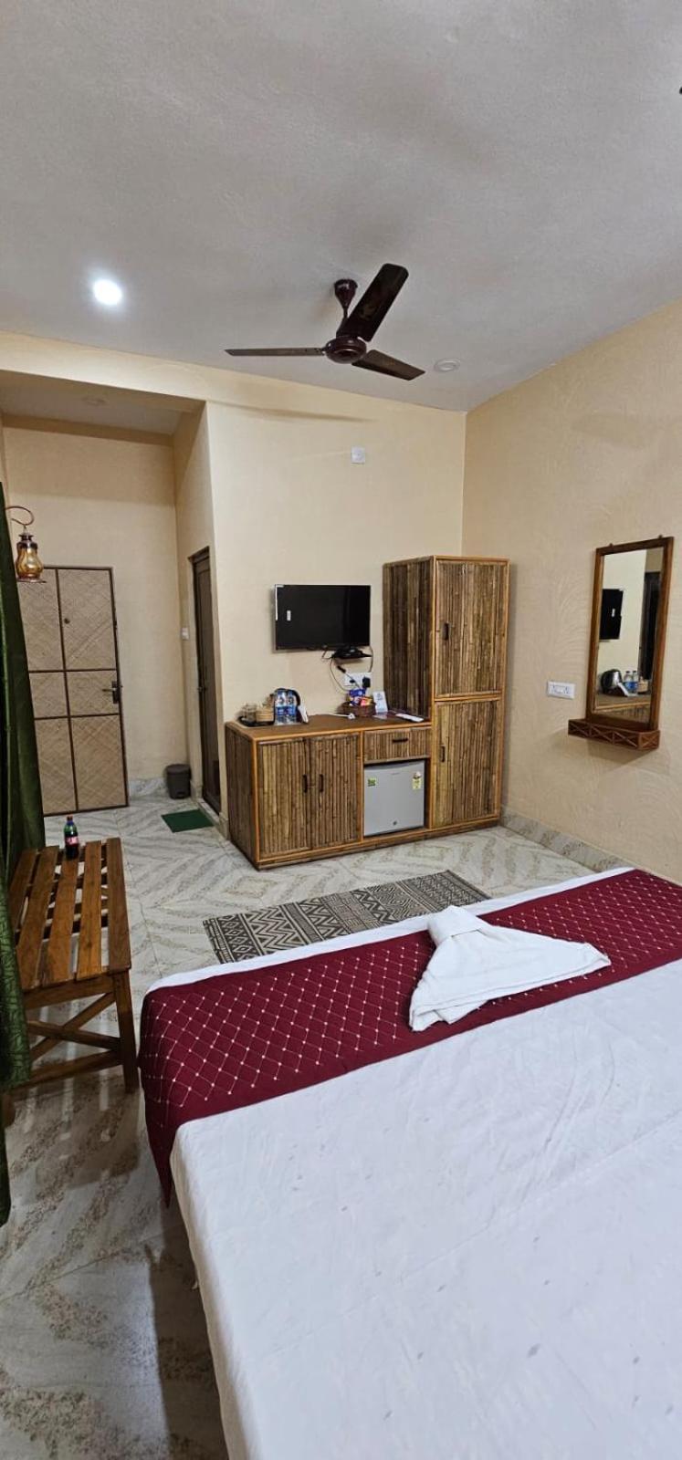 Moon Village Resort Shanti Niketan Exterior photo